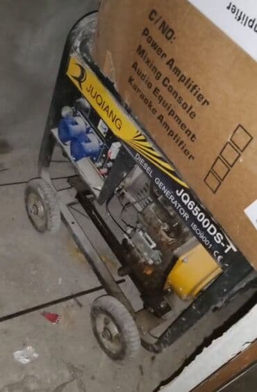 JUQIANG JQ6500DS-T dizel generator Xüsusiyyətlər: - Yanacaq növü lalafo.az -da JUQIANG JQ6500DS-T dizel generator Xüsusiyyətlər: - Yanacaq növü