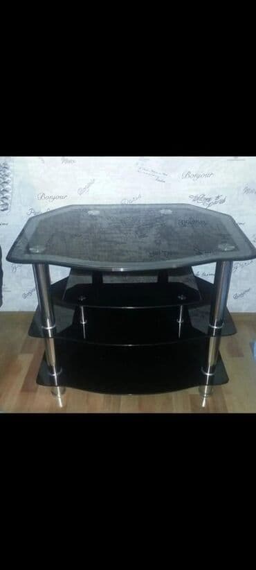 Düz TV altlığı, Polkalı, Şüşəli lalafo.az -da Düz TV altlığı, Polkalı, Şüşəli