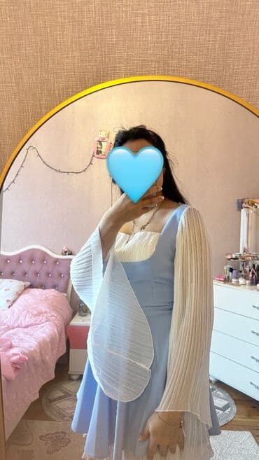 L- razmer. 38-40 bədənə qədər uyğundur. Arxası zamokdur. Mənim boyum lalafo.az -da L- razmer. 38-40 bədənə qədər uyğundur. Arxası zamokdur. Mənim boyum