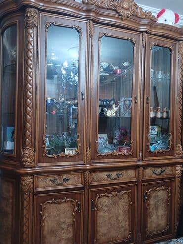 Şüşəli dolab vitrini, İşlənmiş lalafo.az -da — 1 Şüşəli dolab vitrini, İşlənmiş — 1
