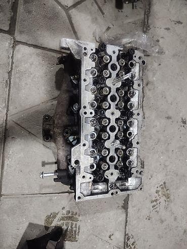 Karterlər: Avtomobil mühərriki üçün komplekt hissələr satılır: blok, silindr lalafo.az -da — 6 Karterlər: Avtomobil mühərriki üçün komplekt hissələr satılır: blok, silindr — 6