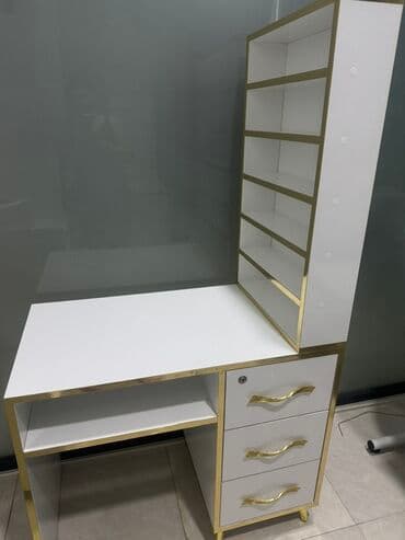 Düz masa, Stulsuz, Polkalı, Siyirməli, Sadə laminat lalafo.az -da Düz masa, Stulsuz, Polkalı, Siyirməli, Sadə laminat