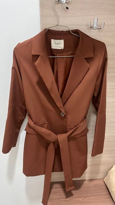 S razmer, yenidir. 25manat lalafo.az -da S razmer, yenidir. 25manat