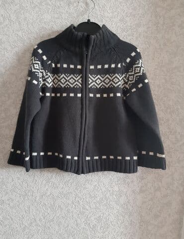 2-3 yaş uşaqlar üçün jaket. Qalındı lalafo.az -da 2-3 yaş uşaqlar üçün jaket. Qalındı