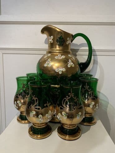 Məhsul: Lüks dekorativ stolüstü dəstlər (şüşə və porselen) Təsvir: - lalafo.az -da Məhsul: Lüks dekorativ stolüstü dəstlər (şüşə və porselen) Təsvir: -