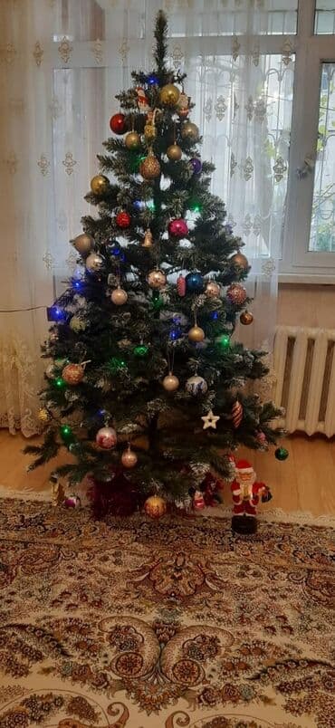 Yeni il üçün bəzədilmiş süni şam ağacı dəsti - Hündürlük: təxmini lalafo.az -da Yeni il üçün bəzədilmiş süni şam ağacı dəsti - Hündürlük: təxmini