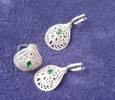 180m gumus ag qizil ortuklu 925 prob brilyantla tam oxsar lalafo.az -da 180m gumus ag qizil ortuklu 925 prob brilyantla tam oxsar