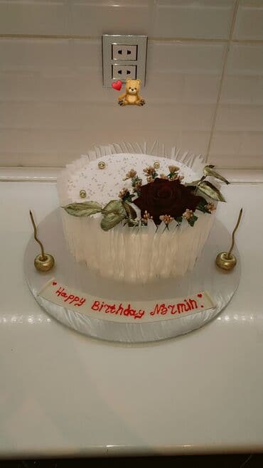 Tematik ad günü tortu – “Happy Birthday Nərmin” - Dizayn: Ağ dalğalı lalafo.az -da Tematik ad günü tortu – “Happy Birthday Nərmin” - Dizayn: Ağ dalğalı