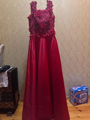 Qırmızı ziyafət/nişan yaxalı - Rəng: Dərin qırmızı (bordoya yaxın) - lalafo.az -da Qırmızı ziyafət/nişan yaxalı - Rəng: Dərin qırmızı (bordoya yaxın) -