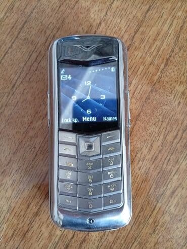 Vertu Constellation, 8 GB, rəng - Qəhvəyi, Düyməli lalafo.az -da Vertu Constellation, 8 GB, rəng - Qəhvəyi, Düyməli