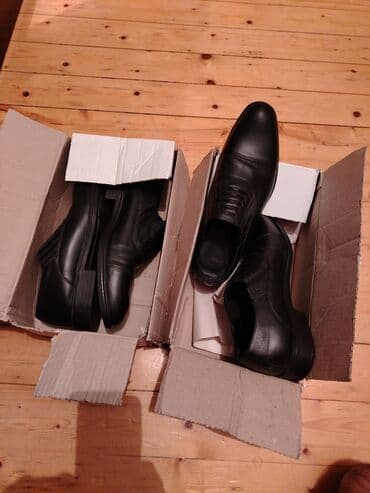 Məhsul: Qara klassik kişi ayaqqabıları (2 cüt) 41-42 ölçülər - Model lalafo.az -da Məhsul: Qara klassik kişi ayaqqabıları (2 cüt) 41-42 ölçülər - Model