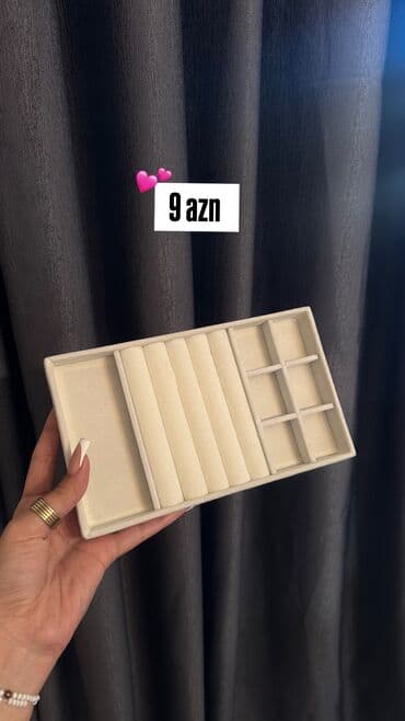 Zinət əşyaları üçün təşkilatçı tray - Material: yumşaq məxməri lalafo.az -da Zinət əşyaları üçün təşkilatçı tray - Material: yumşaq məxməri