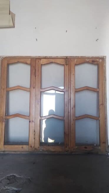 Eni 134 hündürlük 120 heç bir problemi yoxdur şüşələri üstündə lalafo.az -da Eni 134 hündürlük 120 heç bir problemi yoxdur şüşələri üstündə