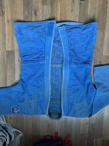 Dəbilqələr: Salam göy cudo kimanosu satılır Çox işlənib rəngi gedib amma lalafo.az -da — 1 Dəbilqələr: Salam göy cudo kimanosu satılır Çox işlənib rəngi gedib amma — 1