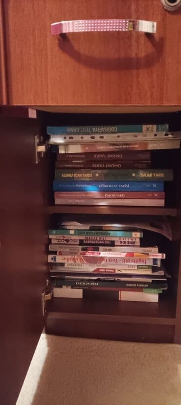 İşlənmiş, Kitab dolabı lalafo.az -da İşlənmiş, Kitab dolabı