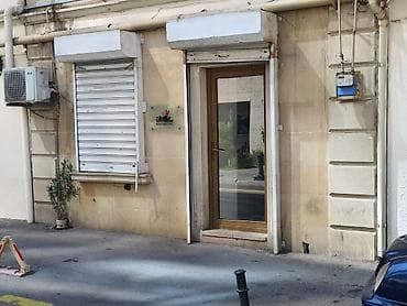 2 otaqdan ibarət 30kv obyekt düz yolun qırağında yerləşir. Qabağında lalafo.az -da 2 otaqdan ibarət 30kv obyekt düz yolun qırağında yerləşir. Qabağında