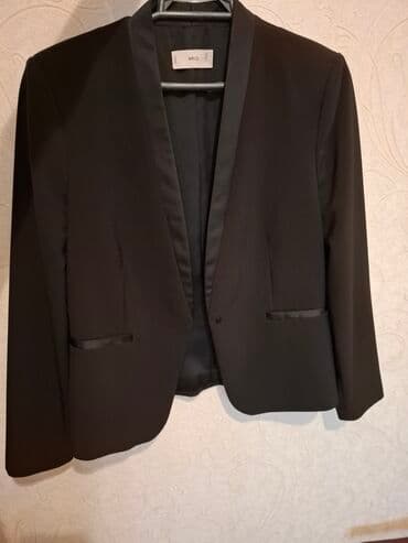 Seliqeli istifade olunub. L olcu, Mango firmasi. Qara rengdir lalafo.az -da Seliqeli istifade olunub. L olcu, Mango firmasi. Qara rengdir