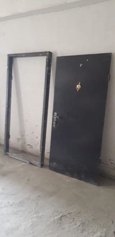 Mənzil üçün İşlənmiş Giriş qapısı Petlə ilə, Zəmanətsiz, Ünvandan götürmə lalafo.az -da Mənzil üçün İşlənmiş Giriş qapısı Petlə ilə, Zəmanətsiz, Ünvandan götürmə