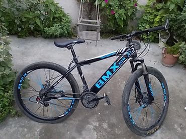 BMX GTR modelidir.240 manata 4 ay evvel alinib.Hec bir problemi at lalafo.az BMX GTR modelidir.240 manata 4 ay evvel alinib.Hec bir problemi