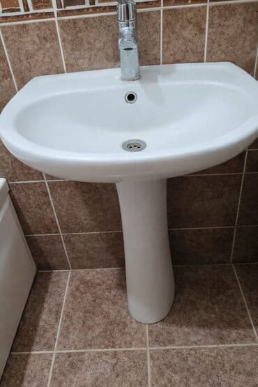 Cмесители для душа: Ayaqüstü hamam əl-üz yumaq lavabosu - Material: keramika, parlaq ağ at lalafo.az — 1 Cмесители для душа: Ayaqüstü hamam əl-üz yumaq lavabosu - Material: keramika, parlaq ağ — 1