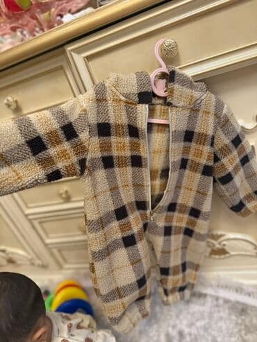 Kombinezon, Uniseks, 6 - 9 ay lalafo.az -da Kombinezon, Uniseks, 6 - 9 ay