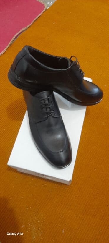 Klassik kişi ayaqabısı təzədir təmiz maldı ünvan Maştağa 43 razmerdi lalafo.az -da Klassik kişi ayaqabısı təzədir təmiz maldı ünvan Maştağa 43 razmerdi