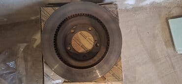 Ön, Toyota Land Crui lalafo.az -da Ön, Toyota Land Crui