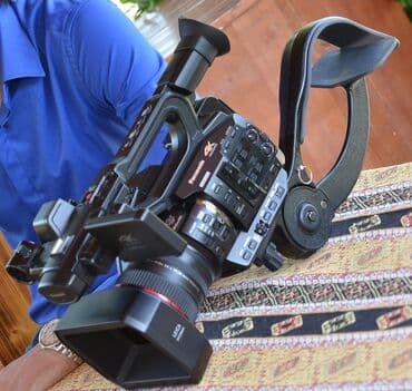 Panasonic ag ux90 pesəkar videokamera satıram əla vəziyyətdə çox lalafo.az -da Panasonic ag ux90 pesəkar videokamera satıram əla vəziyyətdə çox