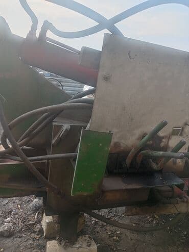 Alçipan: Hidravlik metal presi – qırıntıların sıxılıb briket və ya paket halına lalafo.az -da — 4 Alçipan: Hidravlik metal presi – qırıntıların sıxılıb briket və ya paket halına — 4