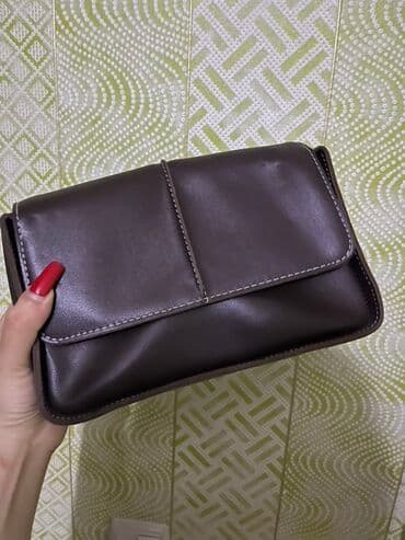 Qadın çantası – tünd qəhvəyi rəngdə, süni dəri material. - Dizayn lalafo.az -da Qadın çantası – tünd qəhvəyi rəngdə, süni dəri material. - Dizayn