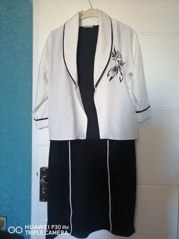 42 44 46razmer. Təzə. Dəst qolsuz don və pencək lalafo.az -da 42 44 46razmer. Təzə. Dəst qolsuz don və pencək