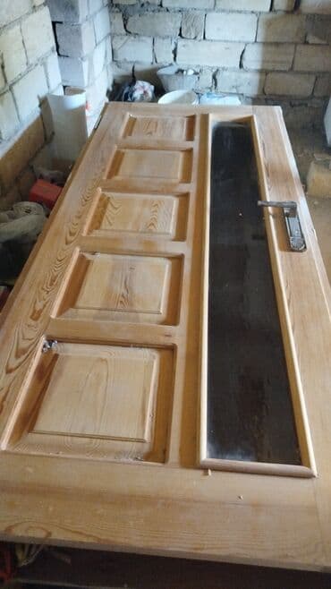 Taxta giriş/otaq qapısı - Material: təbii ağac (şüşəli-panel dizayn) lalafo.az -da Taxta giriş/otaq qapısı - Material: təbii ağac (şüşəli-panel dizayn)