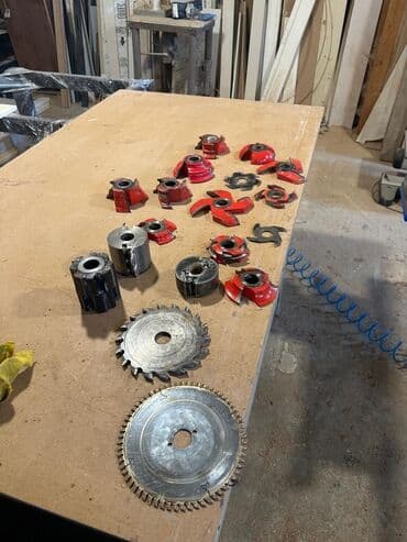 Dülgərlik və ağac emalı üçün frez və disk dəsti - Universal frez lalafo.az -da Dülgərlik və ağac emalı üçün frez və disk dəsti - Universal frez