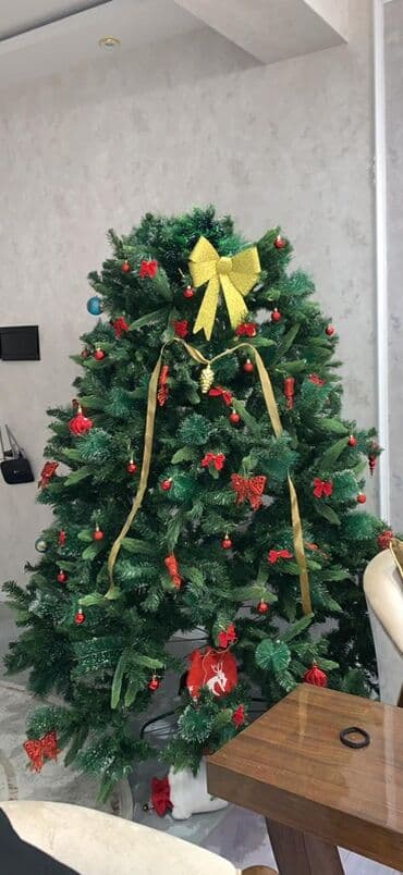 Süni Yeni il ağacı – dekorasiyalı komplekt - Tünd-yaşıl, sıx budaqlı lalafo.az -da Süni Yeni il ağacı – dekorasiyalı komplekt - Tünd-yaşıl, sıx budaqlı