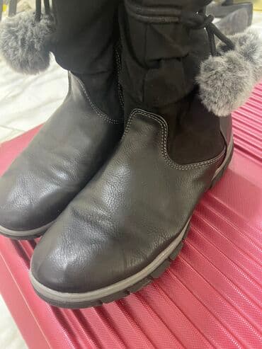 34 olcu az geyinilib deri,10azn lalafo.az -da 34 olcu az geyinilib deri,10azn