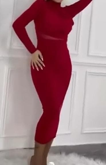 Qırmızı rəngli qadın paltarı.strec.yenidir - Model: bədənə oturan lalafo.az -da Qırmızı rəngli qadın paltarı.strec.yenidir - Model: bədənə oturan