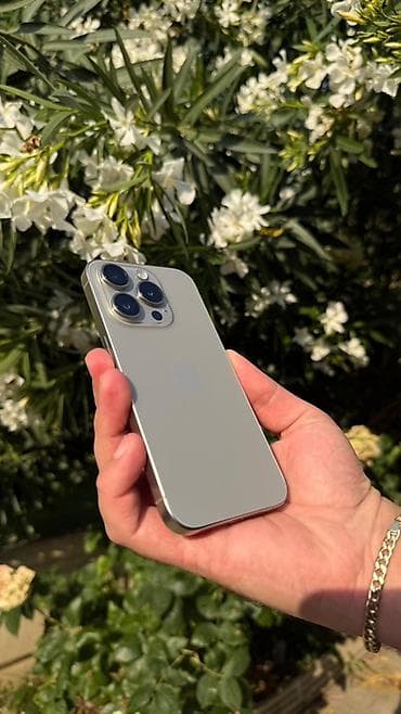 IPhone 15 Pro, Gümüşü, Face ID lalafo.az -da IPhone 15 Pro, Gümüşü, Face ID