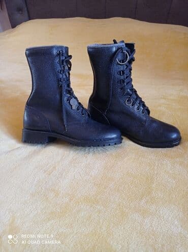 Qara dəri hərbi/trekkinq üslublu bağlamaqlı çəkmələr - Material lalafo.az -da Qara dəri hərbi/trekkinq üslublu bağlamaqlı çəkmələr - Material