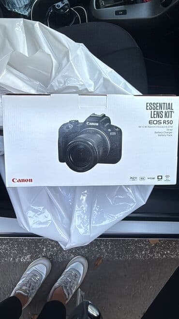 Canon EOS R50 Essential Lens Kit - Kamera: Canon EOS R50 (APS‑C, 24.2 lalafo.az -da Canon EOS R50 Essential Lens Kit - Kamera: Canon EOS R50 (APS‑C, 24.2