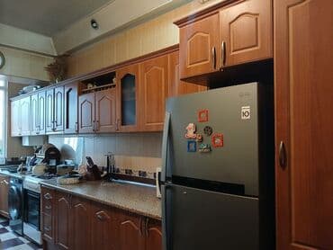 Mətbəx mebeli keyfiyyətli taxta materialdandır. uzunluğu 6 metr. real lalafo.az -da Mətbəx mebeli keyfiyyətli taxta materialdandır. uzunluğu 6 metr. real