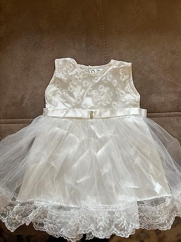 0-6 ya kimi gedir razmer 1 defe şekil üçün geyindirilib ayaqabısı ve lalafo.az -da 0-6 ya kimi gedir razmer 1 defe şekil üçün geyindirilib ayaqabısı ve