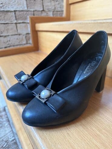 Tuflilər, Ölçü: 38, rəng - Qara, İşlənmiş lalafo.az -da Tuflilər, Ölçü: 38, rəng - Qara, İşlənmiş