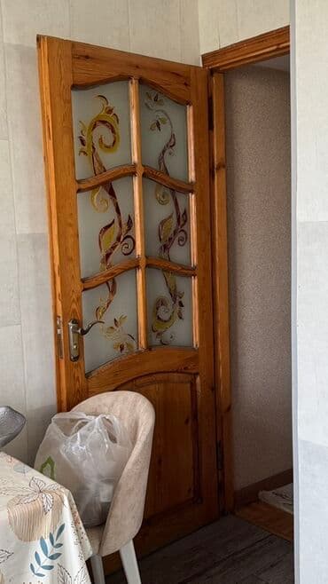 Taxta interyer qapısı - Material: massif taxta (şam tonlarında) lalafo.az -da Taxta interyer qapısı - Material: massif taxta (şam tonlarında)