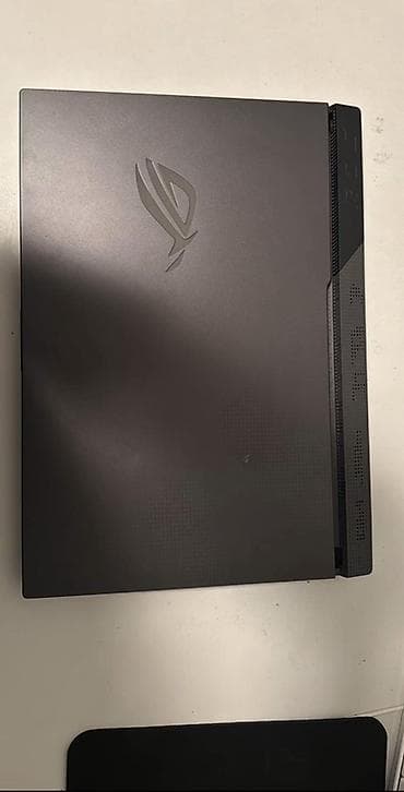 ASUS ROG Strix G713Q (G713QR/G713QX seriyası) oyun noutbuku - Ekran lalafo.az -da ASUS ROG Strix G713Q (G713QR/G713QX seriyası) oyun noutbuku - Ekran