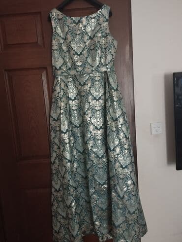 Cox gozel ziyafet ucun dondur380 manata alinib,bir defe geyinilib,42 lalafo.az -da Cox gozel ziyafet ucun dondur380 manata alinib,bir defe geyinilib,42