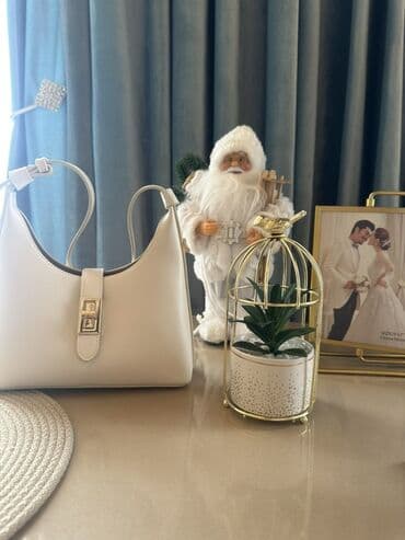 Çiyin çantası, Yeni lalafo.az -da Çiyin çantası, Yeni