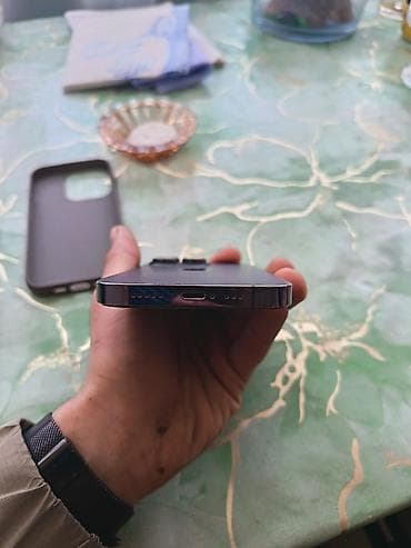 IPhone 14 Pro, 256 GB, Simsiz şarj, Face ID lalafo.az -da IPhone 14 Pro, 256 GB, Simsiz şarj, Face ID