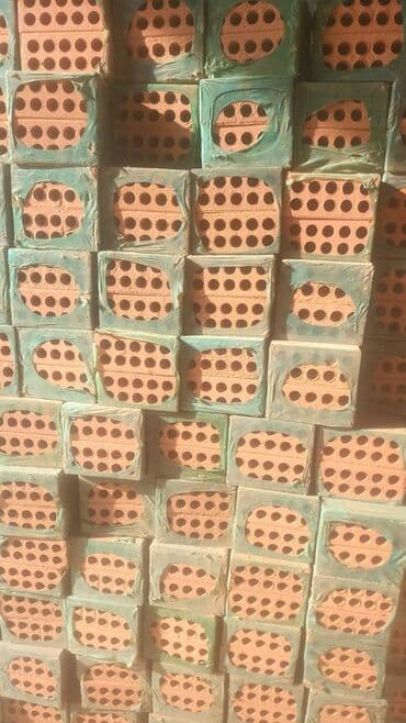 Kərpic (yeni, keyfiyyətli) Tikinti üçün uyğun, möhkəm və standart lalafo.az -da Kərpic (yeni, keyfiyyətli) Tikinti üçün uyğun, möhkəm və standart