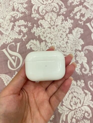 Geely: Simsiz şarj cihazı Apple, İşlənmiş lalafo.az -da — 1 Geely: Simsiz şarj cihazı Apple, İşlənmiş — 1