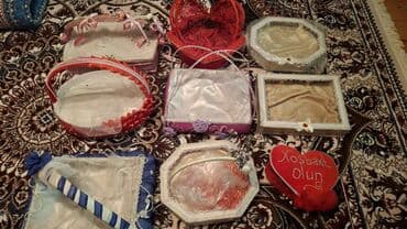 Hədiyyə paketi, rəng - Qırmızı lalafo.az -da Hədiyyə paketi, rəng - Qırmızı